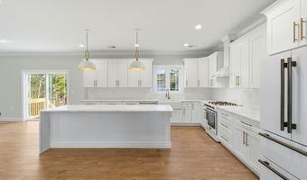 421 Roland Ave, Bayville, NJ 08721