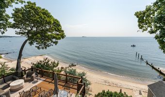 55 Shore Rd, Clinton, CT 06413