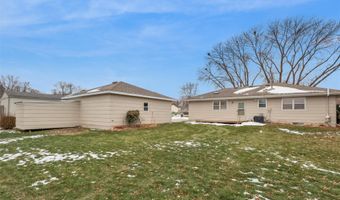 1505 S 14th St, Adel, IA 50003