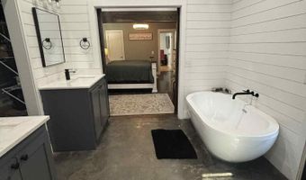 107 Ben Durrett Dr, Amory, MS 38821