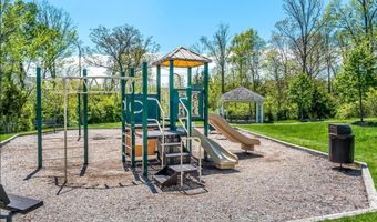 25174 COATS Sq, Aldie, VA 20105