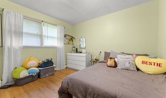 27 Adams Rd, Bloomfield, CT 06002