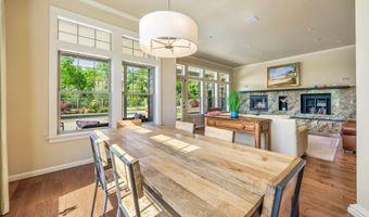 403 Briscoe Pl, Ashland, OR 97520