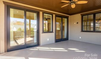 38 Chantilly Dr, Asheville, NC 28804