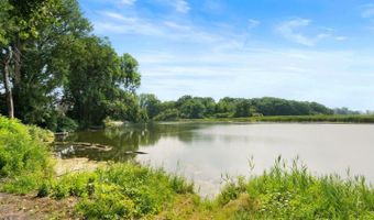 1196 Edgewater Ln, Antioch, IL 60002