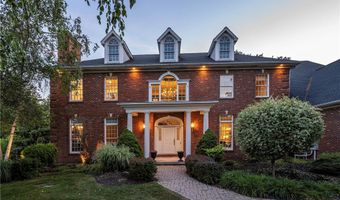 85 Galileo Dr, Amherst, NY 14221