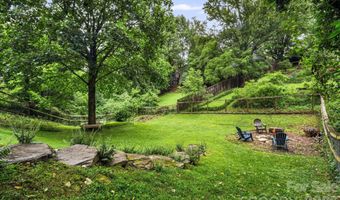 29 Winding Rd, Asheville, NC 28803