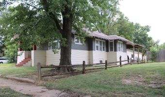 320 N Lincoln Ave, Anthony, KS 67003