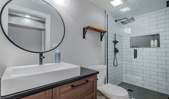 305 NE 54th St, Ankeny, IA 50021