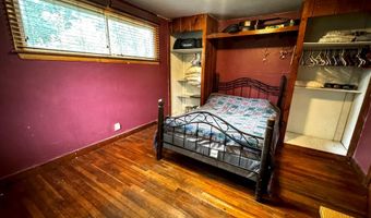 118 Foster Dr, Bennington, VT 05201