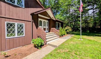 1305 Garrison Rd, Ashtabula, OH 44004