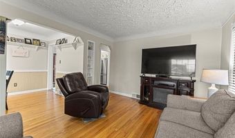 7609 Rosedale Blvd, Allen Park, MI 48101