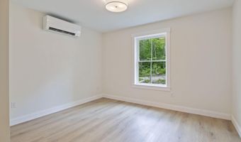 1508 Foxes Ridge Rd, Acton, ME 04001