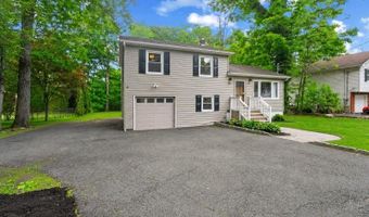 427 Shepperd Ln, Alloway, NJ 07422