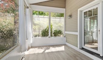 107 Gardeners Grove Rd, Belmont, NH 03220
