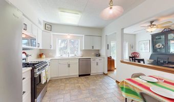 201 N Vail Ave 207, Arlington Heights, IL 60004