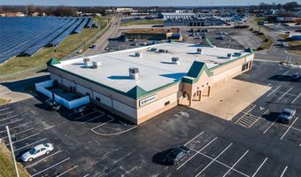 90 Northport Dr, Alton, IL 62002