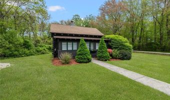 4 Ottawa Trl, Narragansett, RI 02882