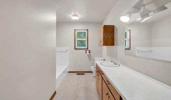 619 W 3rd St, Beggs, OK 74421