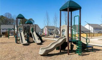 821 York, Acworth, GA 30102
