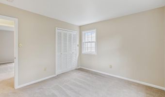 4893 35TH Rd N, Arlington, VA 22207