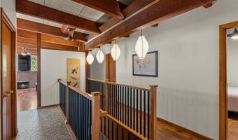 25 Logan Rd, Alton, IL 62002