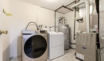 853 Neptune Ave, Beachwood, NJ 08722