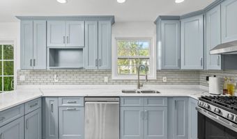 26 Mohican Pl, Albany, NY 12208
