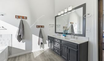4537 W Black Oak Cir, Angola, IN 46703