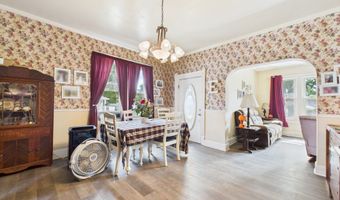 402 W Madison St, Alexandria, IN 46001