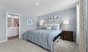 182 Captain Trl, Seville, OH 44273