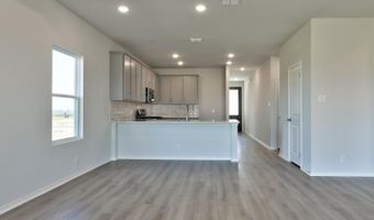 172 Peeps Ct, Adkins, TX 78101