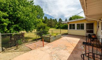 6272 Earhart Rd, Ann Arbor, MI 48105