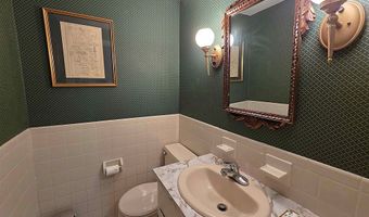 62 Boston Post Rd, Amherst, NH 03031