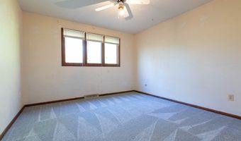 19121 Brewster Rd, Aurora, OH 44202