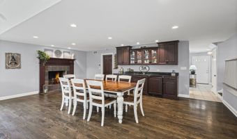 516 S Patton Ave, Arlington Heights, IL 60005