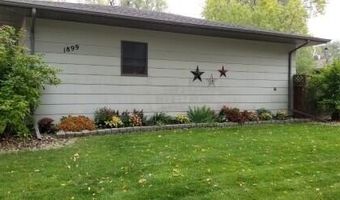 1899 Eisenhower Cir, Aberdeen, SD 57401