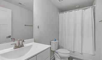 1092 Ambergate Sta, Apex, NC 27502