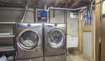 646 Dellwood Dr, Ann Arbor, MI 48103