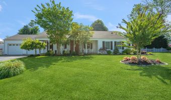24 Bayview Pl, Amityville, NY 11701