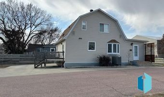 1017 W 7th Ave, Mitchell, SD 57301