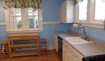 8 Croswell St, Albany, NY 12206