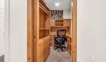 156 Congress St, Belfast, ME 04915