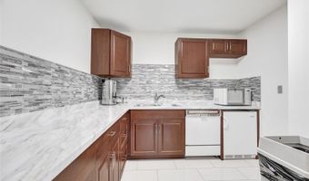 19355 Turnberry Way 26E, Aventura, FL 33180