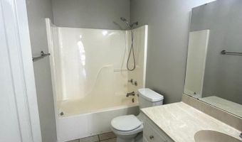211 Hunters Run Dr, Benton, AR 72015