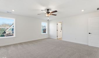 6882 Linden Woods Dr, Avon, IN 46123