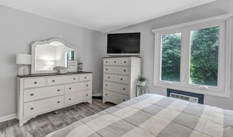 137 Florence Rd 1A, Branford, CT 06405