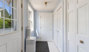 390 Front St, Bath, ME 04530