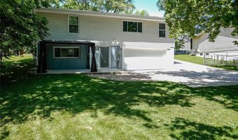 270 Village Creek Dr, Ballwin, MO 63021