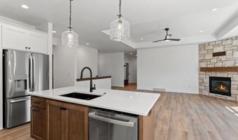 625 KIRKLAND Ave, Algoma, WI 54201